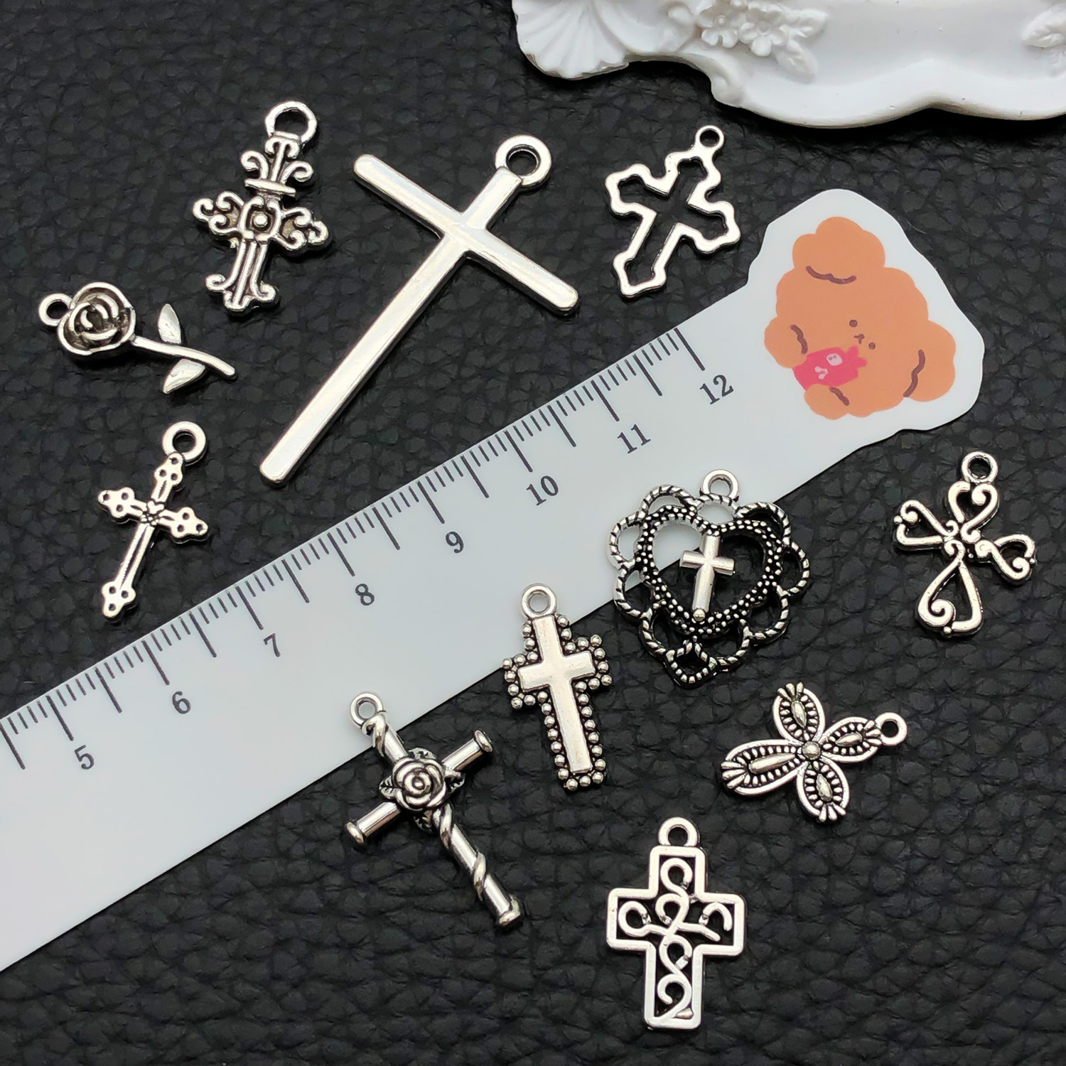 52pcs Assorted Cross Pendants  - Jewelry Making Online recension och pris