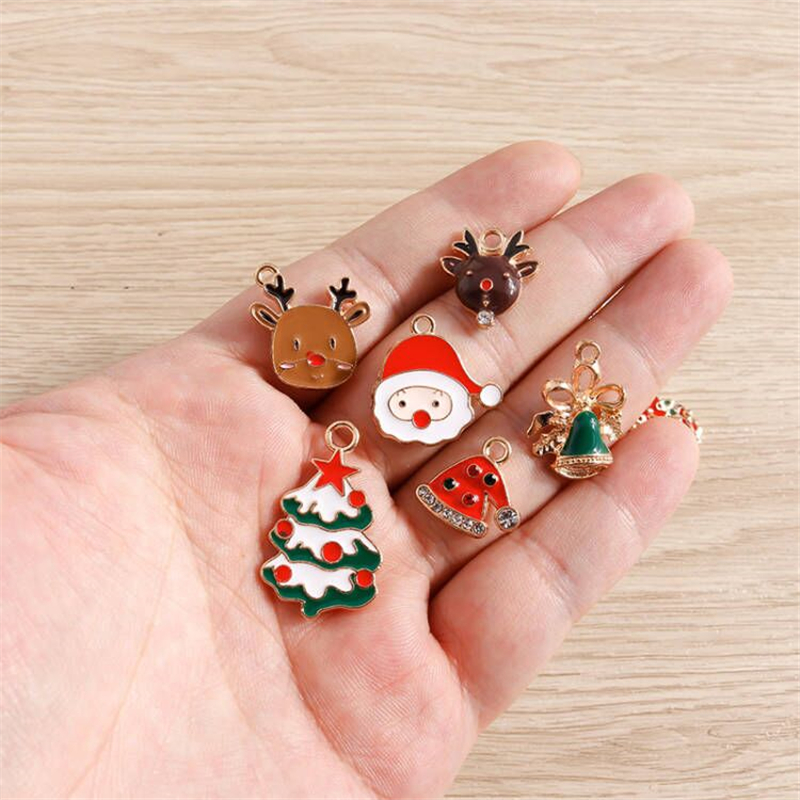 10pcs Cute Christmas Charms En - Jewelry Making Gloves recension och pris